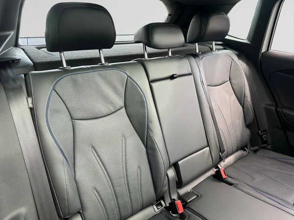 VOLKSWAGEN Tiguan eHybrid (PHEV) (2025) — foto 10 van 24