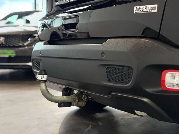 Jeep Renegade (2023) — foto 21 van 23