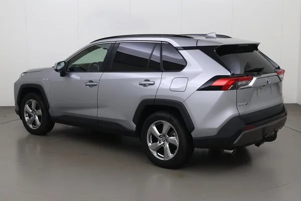 Toyota Rav4 Hybrid (HEV) (2021) — foto 23 van 29