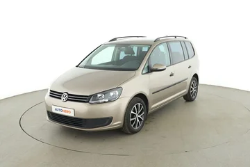 Volkswagen Touran cf993623-674a-48fa-9390-b280a1d2dd1e