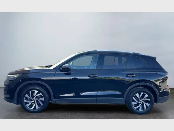 Volkswagen Tiguan (2024) — foto 21 van 27