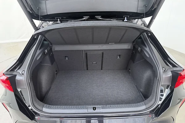 CUPRA Formentor E-Hybrid (PHEV) (2026) — foto 9 van 13