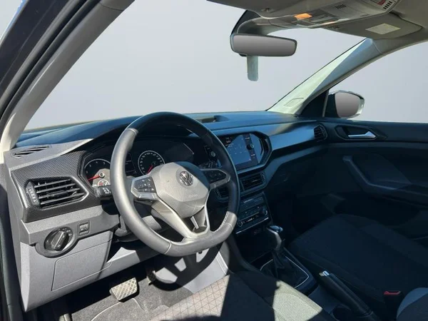 VOLKSWAGEN T-Cross (2020) — foto 31 van 31
