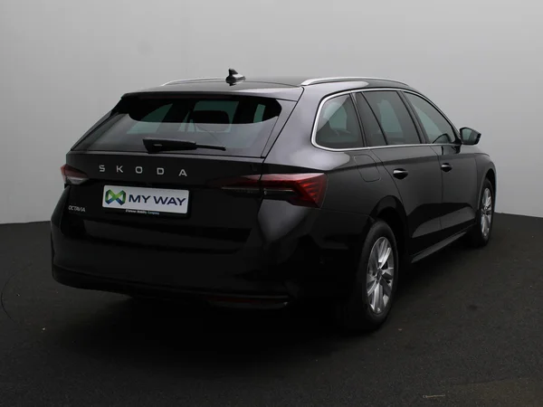 SKODA Octavia Combi (2026) — foto 11 van 17