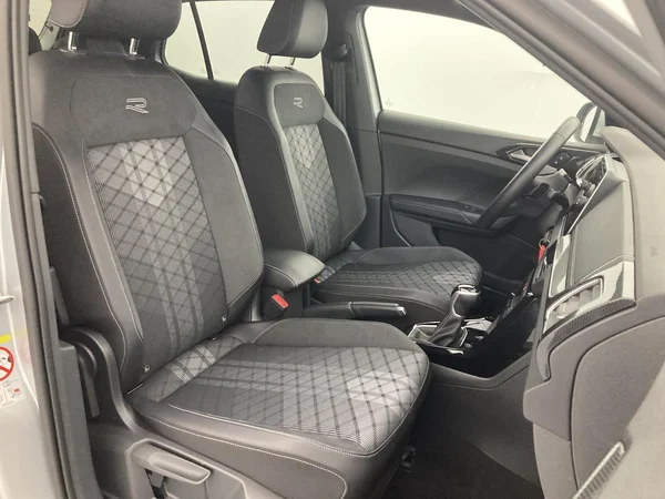 VOLKSWAGEN T-Cross (2025) — foto 25 van 36