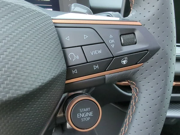 CUPRA Terramar (2024) — foto 16 van 35