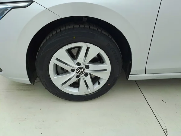 Volkswagen Golf VIII SW (2024) — foto 7 van 27