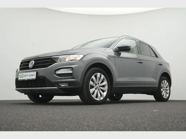 VOLKSWAGEN T-Roc (2019) — foto 20 van 24
