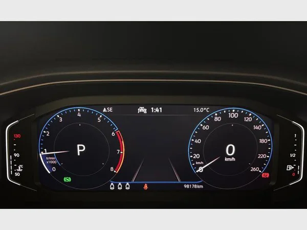 Volkswagen T-Roc (2021) — foto 4 van 24