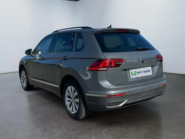 VOLKSWAGEN Tiguan Dsl (2022) — foto 23 van 31