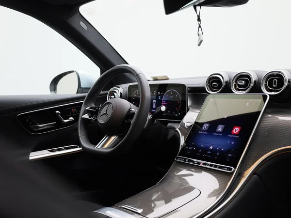Mercedes-Benz GLC (2025) — foto 37 van 47