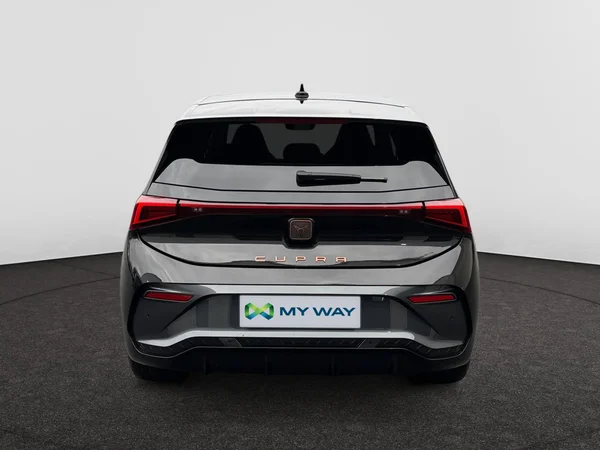 CUPRA Born (2025) — foto 17 van 21