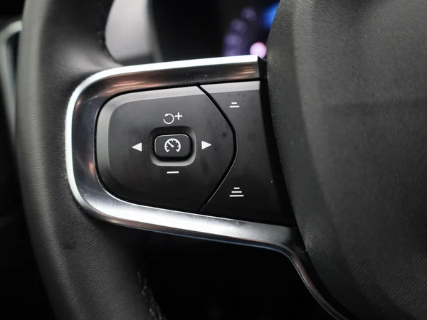 Volvo XC40 (2023) — foto 10 van 42