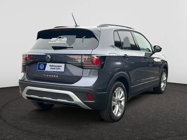 VOLKSWAGEN T-Cross (2024) — foto 10 van 16
