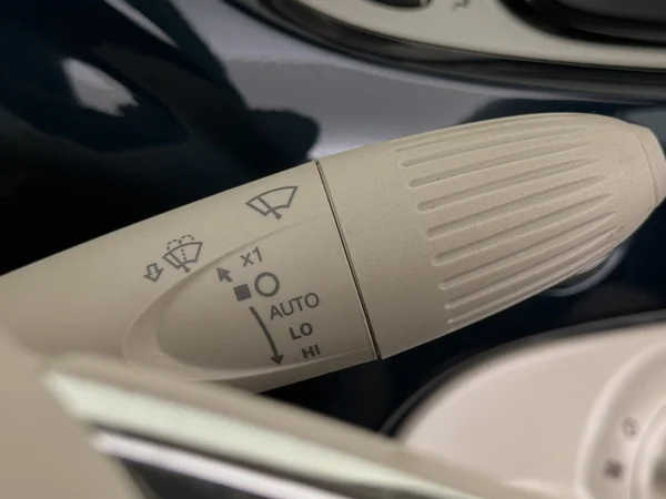 FIAT 500C (2021) — foto 16 van 25