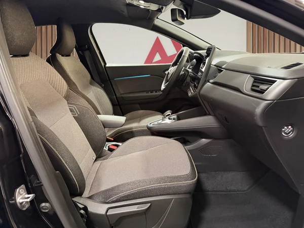 Renault Captur (2024) — foto 22 van 30