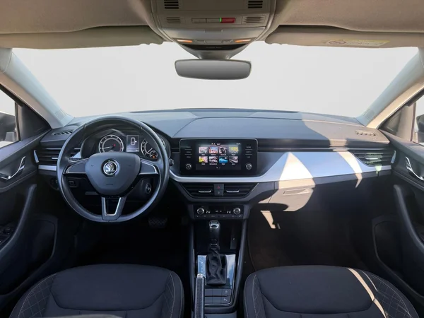 SKODA Scala (2020) — foto 15 van 20