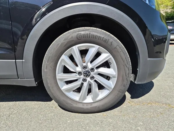 VOLKSWAGEN T-Cross (2024) — foto 17 van 24