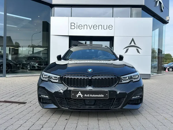Bmw 330 (2021) — foto 12 van 31
