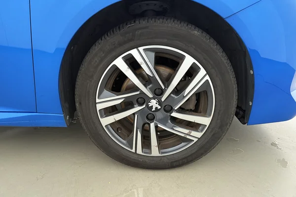 Peugeot 208 (2022) — foto 15 van 25