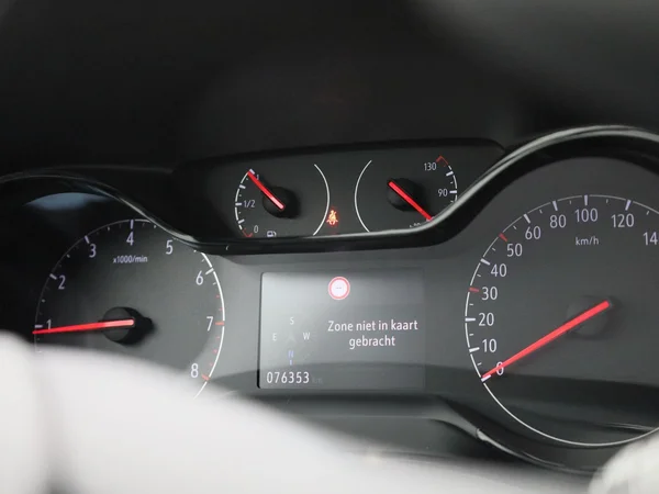 Opel Corsa (2023) — foto 19 van 38