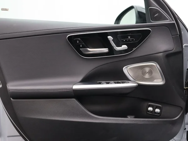 Mercedes-Benz C-Klasse (2025) — foto 25 van 25
