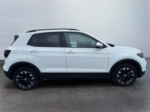 VOLKSWAGEN T-Cross (2019) — foto 26 van 26