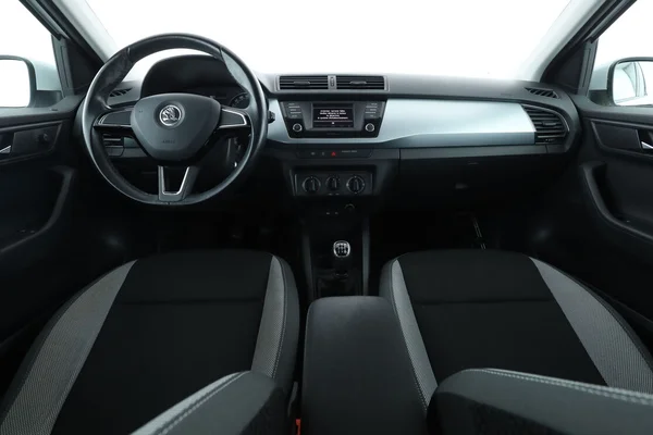 Skoda Fabia (2016) — foto 3 van 16