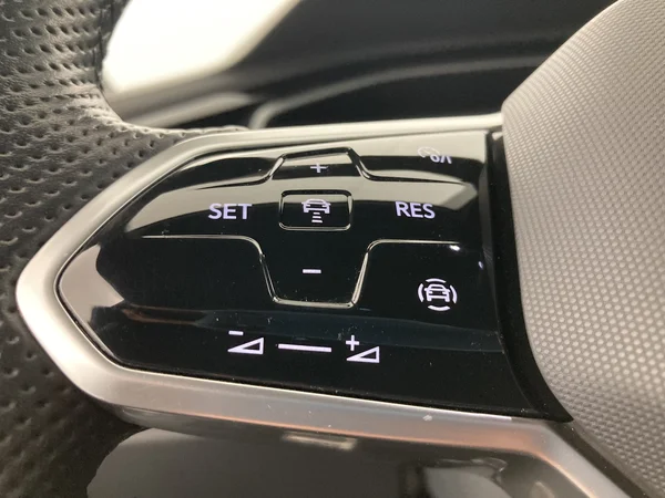 VOLKSWAGEN T-Roc (2022) — foto 10 van 35