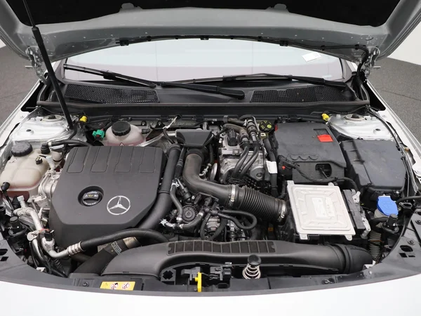 Mercedes-Benz CLA (2022) — foto 37 van 45