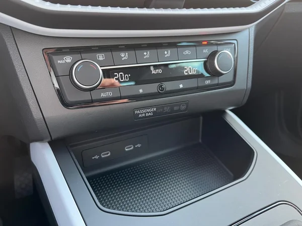 SEAT Arona (2025) — foto 8 van 21