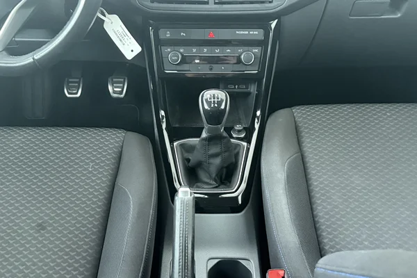 Volkswagen T-Cross (2021) — foto 4 van 19