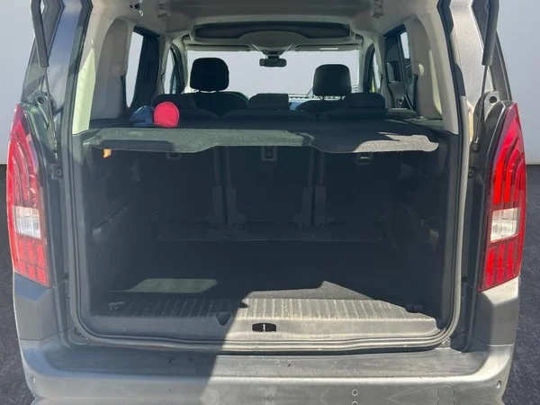 PEUGEOT Rifter Swb Dsl (2019) — foto 24 van 31