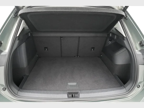 VOLKSWAGEN Tiguan eHybrid (PHEV) (2025) — foto 26 van 30