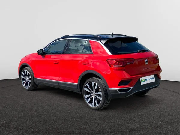 VOLKSWAGEN T-Roc (2018) — foto 12 van 18
