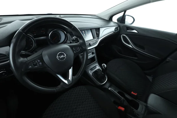 Opel Astra (2020) — foto 2 van 16