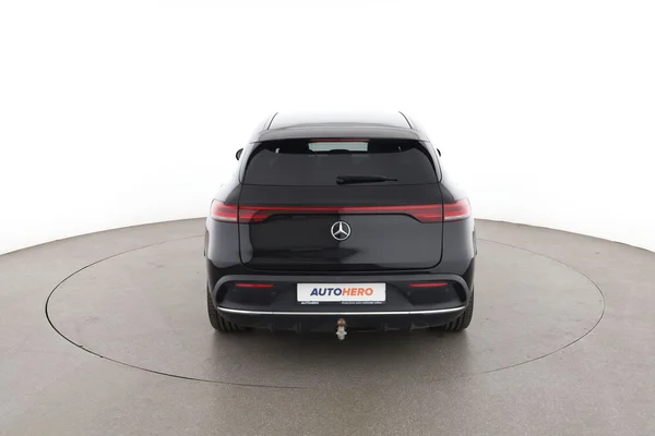 Mercedes-Benz Eqc (2021) — foto 11 van 16