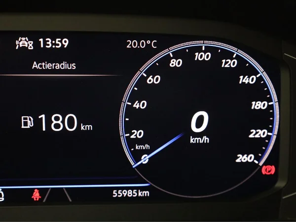 VOLKSWAGEN T-Roc (2022) — foto 8 van 21
