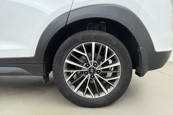 Hyundai Tucson (2019) — foto 18 van 21