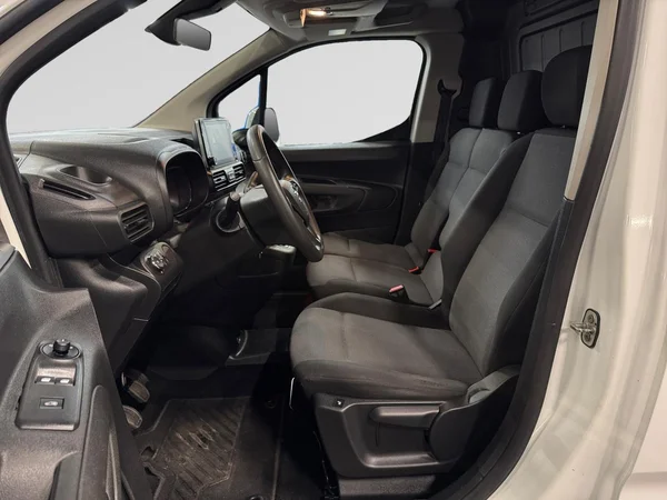 OPEL Combo 2000 Swb Dsl (2020) — foto 24 van 24