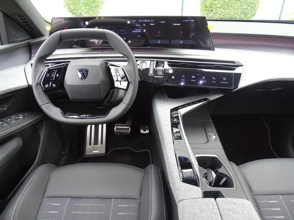 Peugeot 5008 (2026) — foto 2 van 29