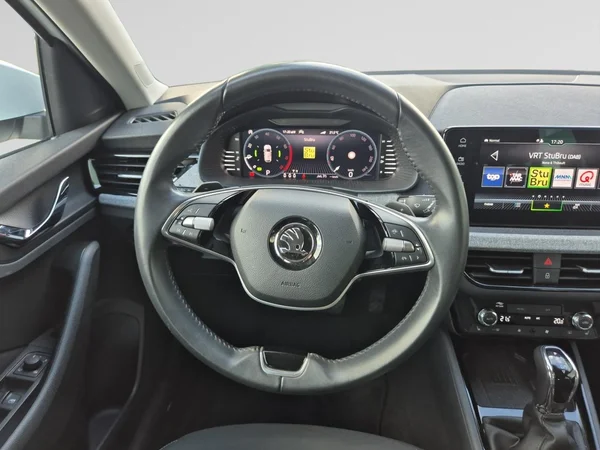 SKODA Scala (2024) — foto 3 van 22