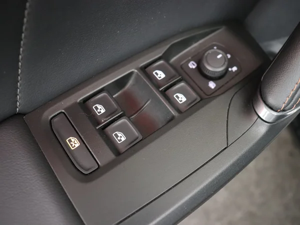 CUPRA Leon (2024) — foto 18 van 26