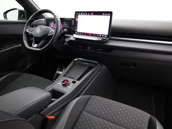VOLKSWAGEN T-Roc (2025) — foto 16 van 22