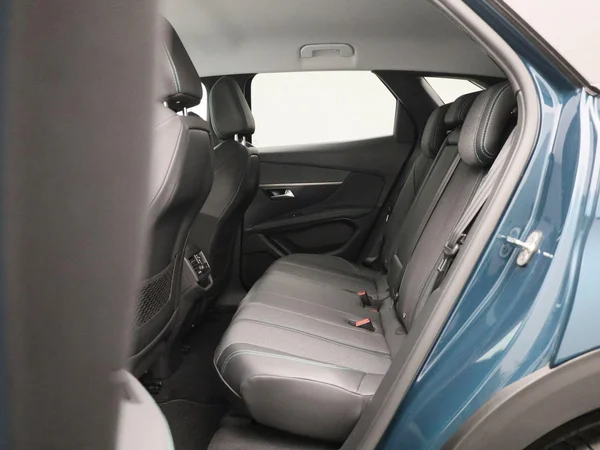 Peugeot 3008 (2021) — foto 9 van 28