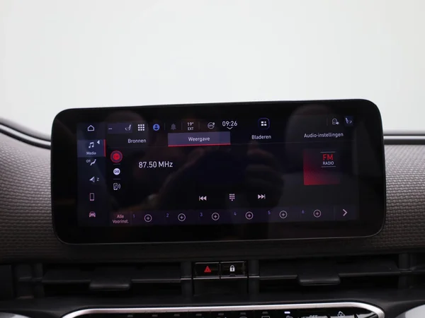 Fiat 500C (2023) — foto 13 van 40