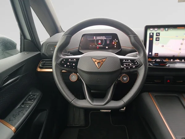 CUPRA Born (2025) — foto 19 van 19