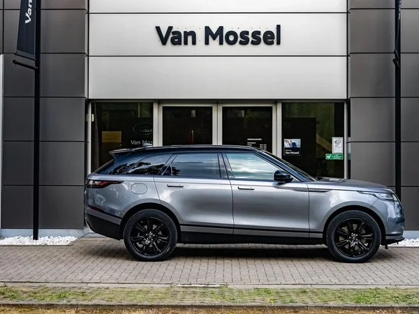 Land Rover Range Rover Velar (2022) — foto 25 van 27