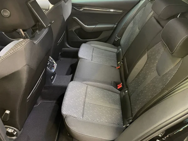 SKODA Octavia Combi (2024) — foto 4 van 15