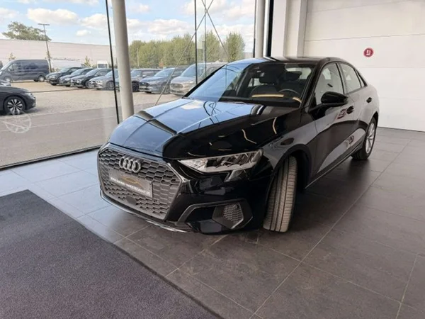 Audi A3 (2022) — foto 17 van 21